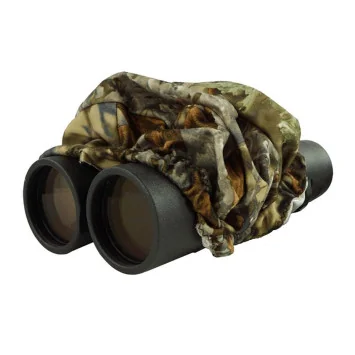 Funda Alpine Innovations Bino Slicker Larga colocada sobre prismáticos con objetivos de 50 mm en Carril Outdoor