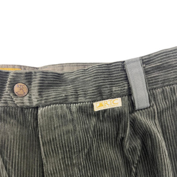 Pantalón de caza RTC de pana verde con bolsillos y refuerzo interior
