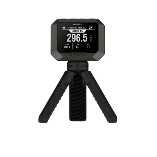 Cronógrafo Garmin Xero C2 mostrando datos de velocidad y estadísticas de tiro