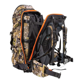 Mochila Blaser Ultimate Expedition HunTec abierta mostrando compartimento interior y acceso frontal completo en Carril Outdoor.