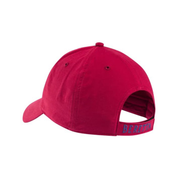 Parte trasera gorra Beretta Big B roja con cierre ajustable y logo Beretta en Carril Outdoor