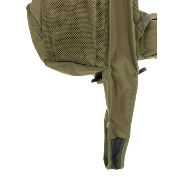 Funda inferior desplegada para transportar el rifle en la mochila HART TOPEK 40