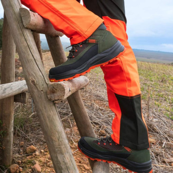 Bota Chiruca Atenea Hi Vis 11 Gore-Tex | Carril Outdoor