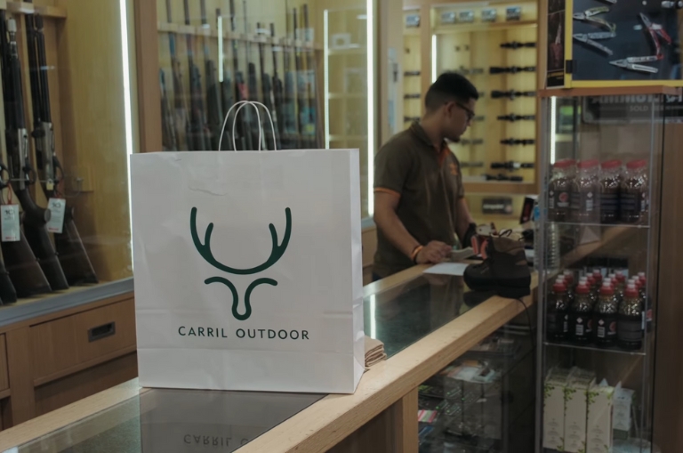 Bolsa de compra personalizada en Armería Carril Outdoor