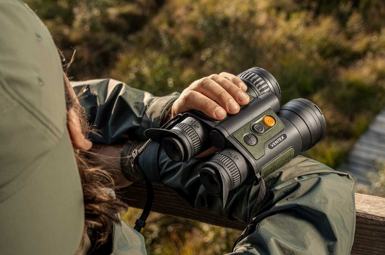 Binoculares térmicos Pulsar Wildlife Ventex para observación de fauna en la naturaleza